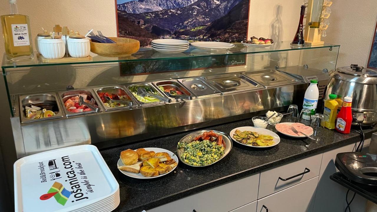 Josanica Bed&Breakfast Konjic Eksteriør billede