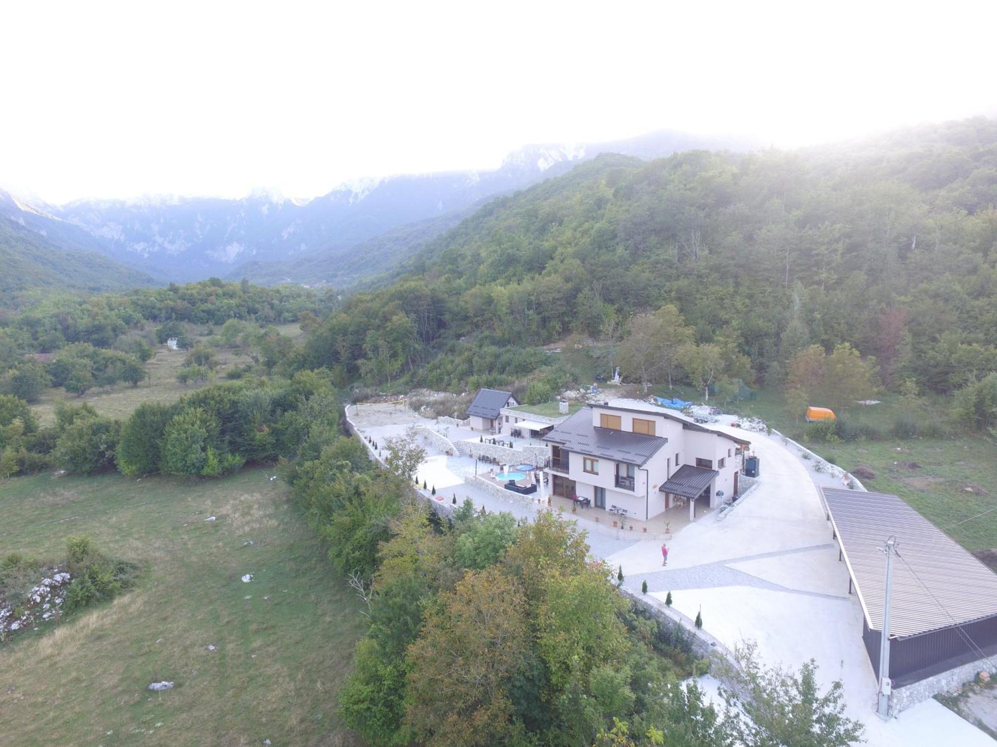 Josanica Bed&Breakfast Konjic Eksteriør billede