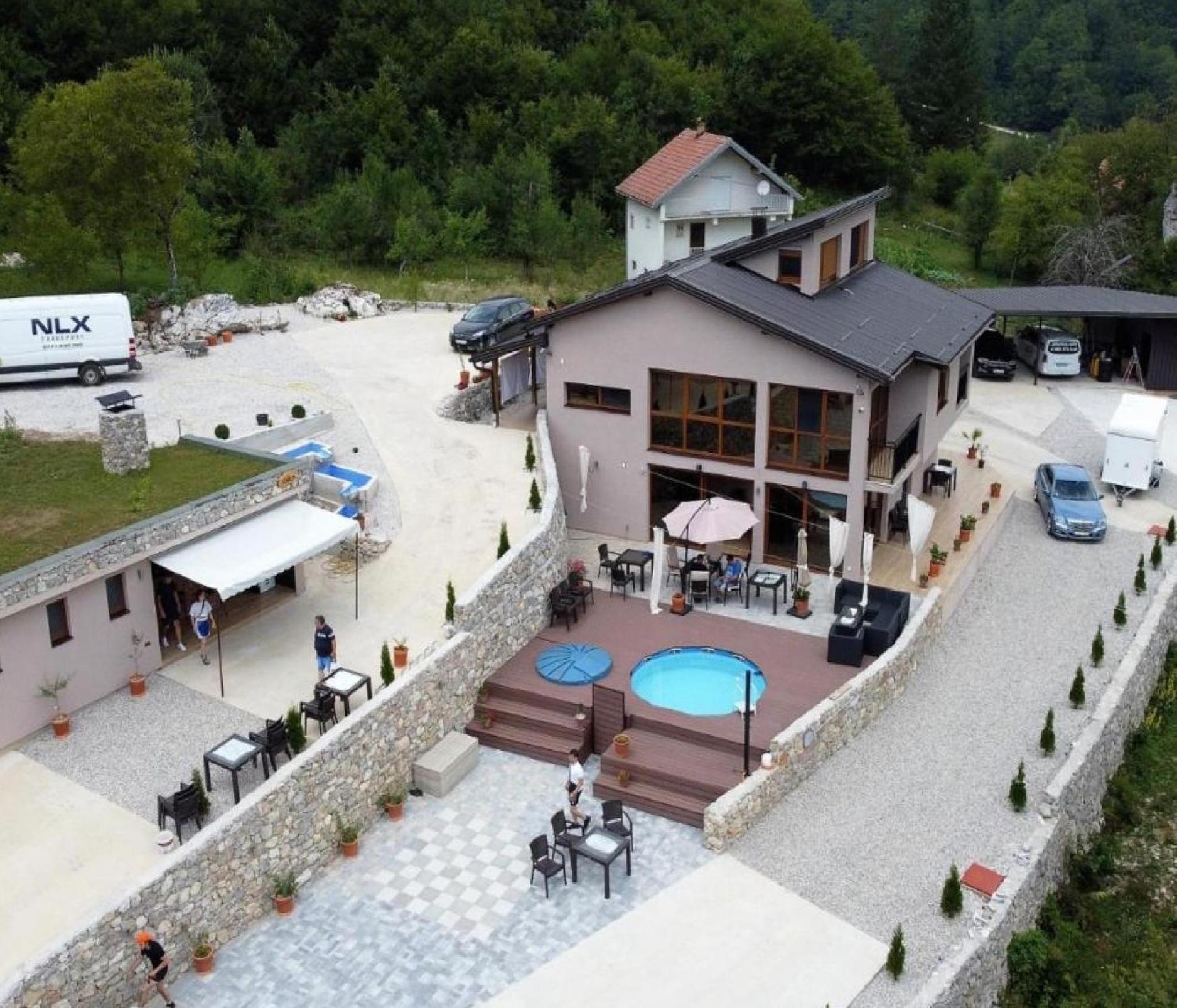 Josanica Bed&Breakfast Konjic Eksteriør billede